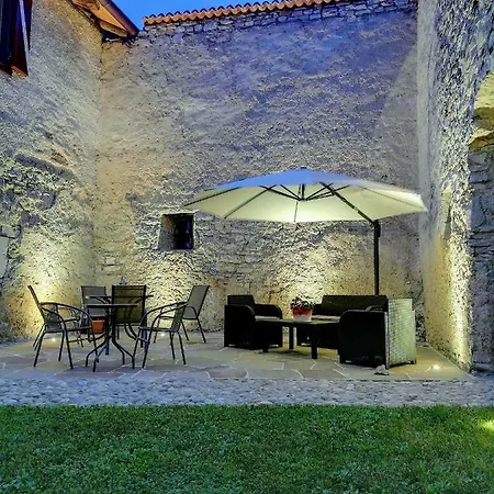 Farm stay Agritur Ciastel